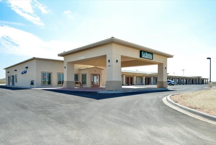 La Bonita Inn & Suites - Crane Exterior photo